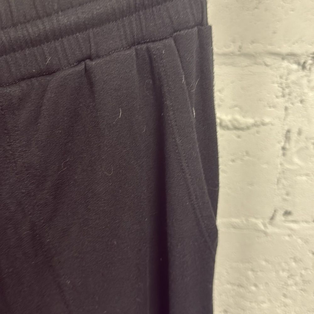 TRASK - Womens Black Jogger Pants - Scrunched Bottom - Like New - Medium - Picture 4 of 4